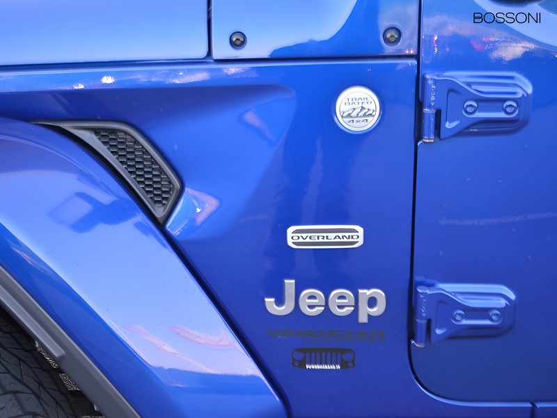 25 - Jeep Wrangler unlimited 2.0 turbo sahara 4wd auto