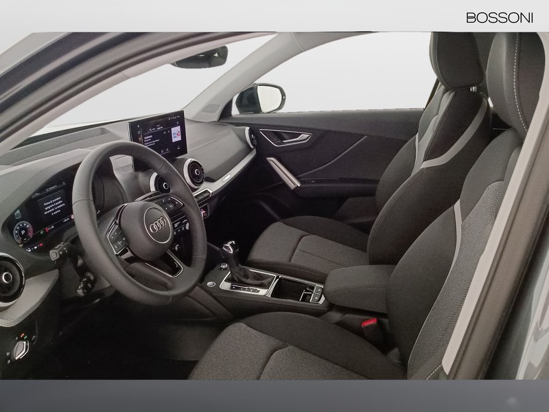 25 - Audi Q2 35 1.5 tfsi s line edition s tronic