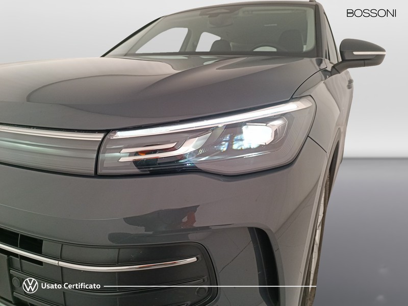 25 - Volkswagen Tiguan 2.0 tdi scr 150cv life dsg