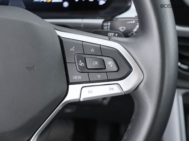 25 - Volkswagen T-Roc 2.0 tdi scr 150cv life dsg