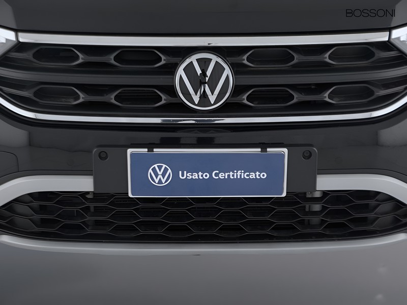 13 - Volkswagen T-Roc 2.0 tdi scr 150cv life dsg