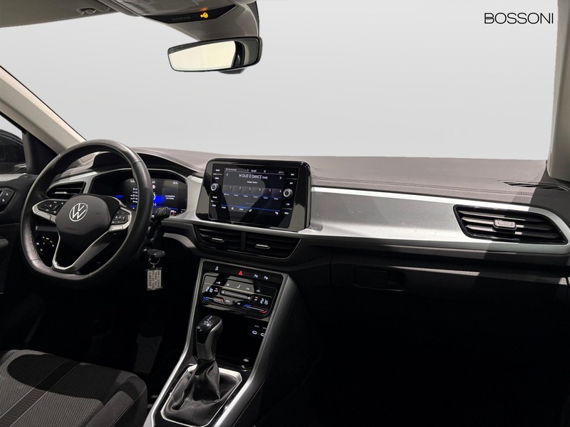 13 - Volkswagen T-Roc 2.0 tdi scr 150cv life dsg
