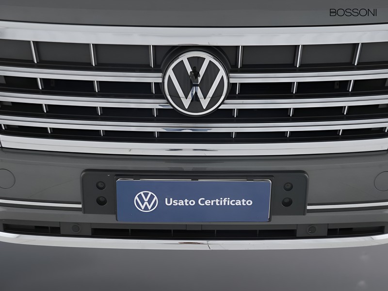 13 - Volkswagen Touareg 3.0 v6 tdi scr 231cv elegance 4motion tiptronic