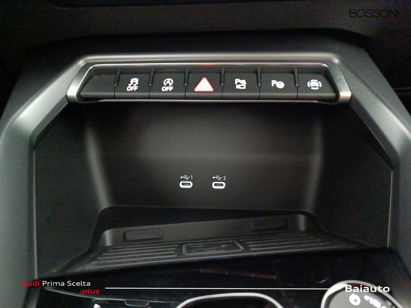 13 - Audi A3 allstreet 2.0 tdi 150cv business s tronic
