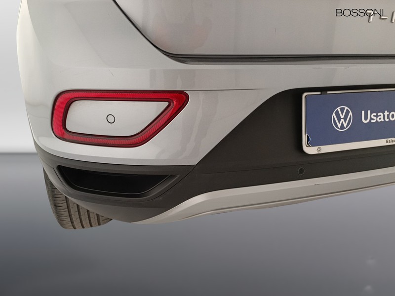 25 - Volkswagen T-Roc 1.0 tsi 110cv life