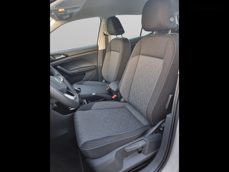 7 - Volkswagen T-Cross 1.0 tsi 95cv life
