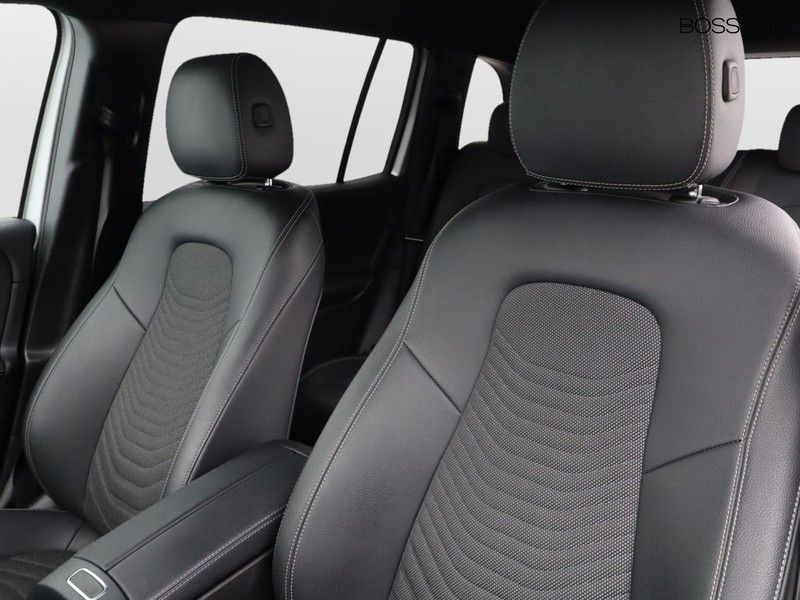7 - Mercedes EQB 300 sport edition1 4matic