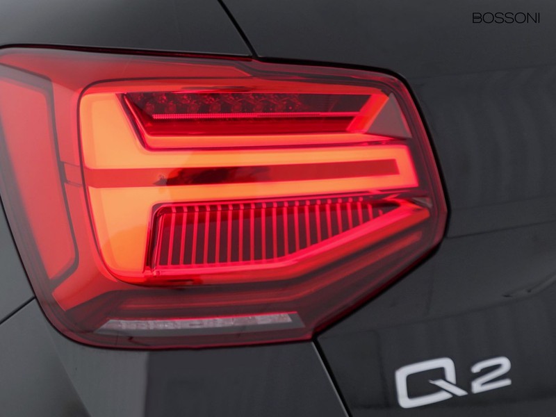 7 - Audi Q2 35 1.5 tfsi s line edition