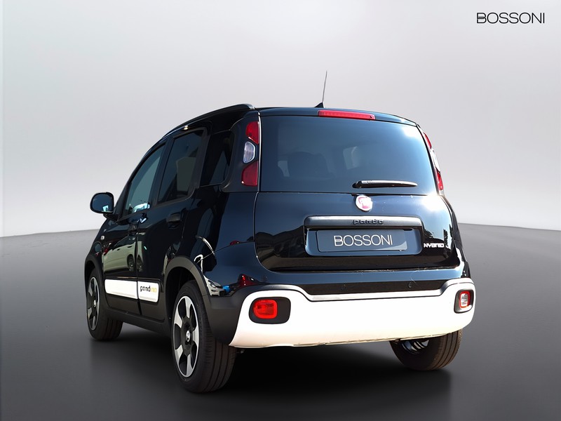 7 - Fiat Pandina cross 1.0 firefly hybrid 65cv cross s&s