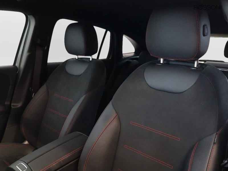 7 - Mercedes GLA 200 d amg line premium 8g-dct