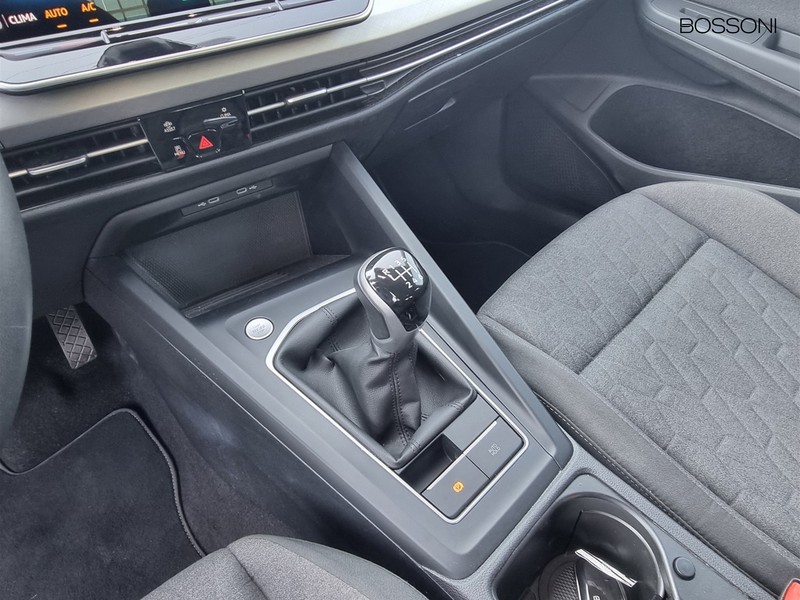 7 - Volkswagen Golf 2.0 tdi scr 115cv life