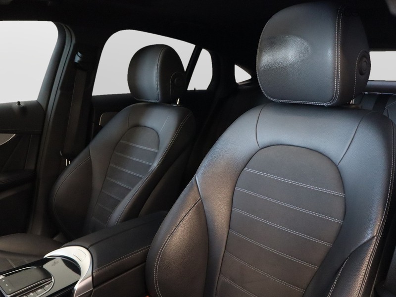 7 - Mercedes GLC coupe 220 d premium 4matic 9g-tronic plus
