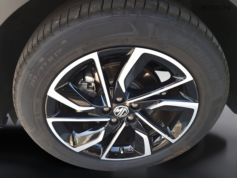 13 - Mg ZS 1.0 t-gdi luxury auto
