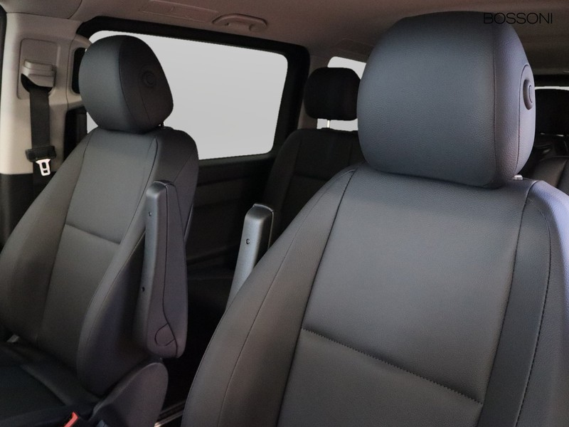 7 - Mercedes Vans Vito tourer 116 cdi long select 9g-tronic