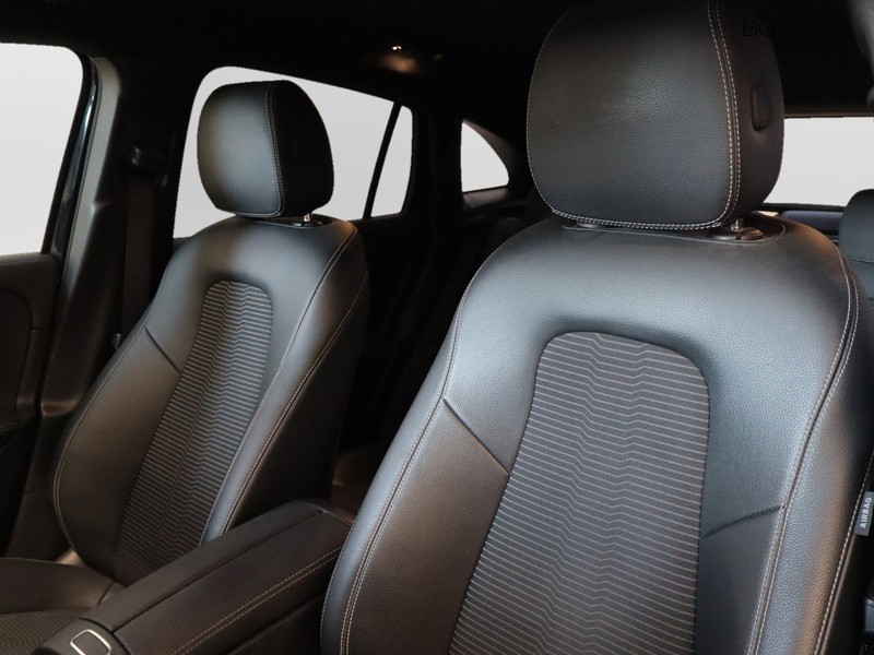 7 - Mercedes GLA 200 sport plus 7g-dct