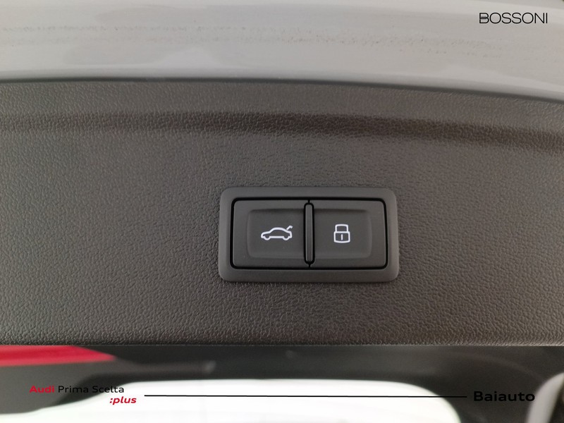 31 - Audi A3 sportback 2.0 tdi 116cv business