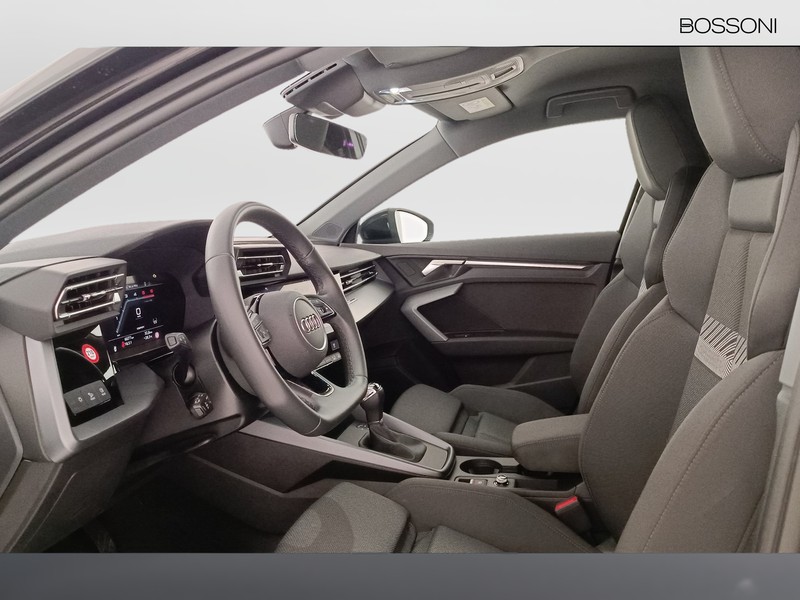 25 - Audi A3 sportback 2.0 tdi 116cv business