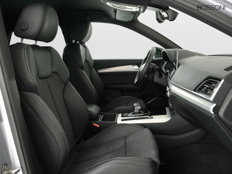 31 - Audi Q5 sportback 40 2.0 tdi mhev 12v s line quattro s tronic