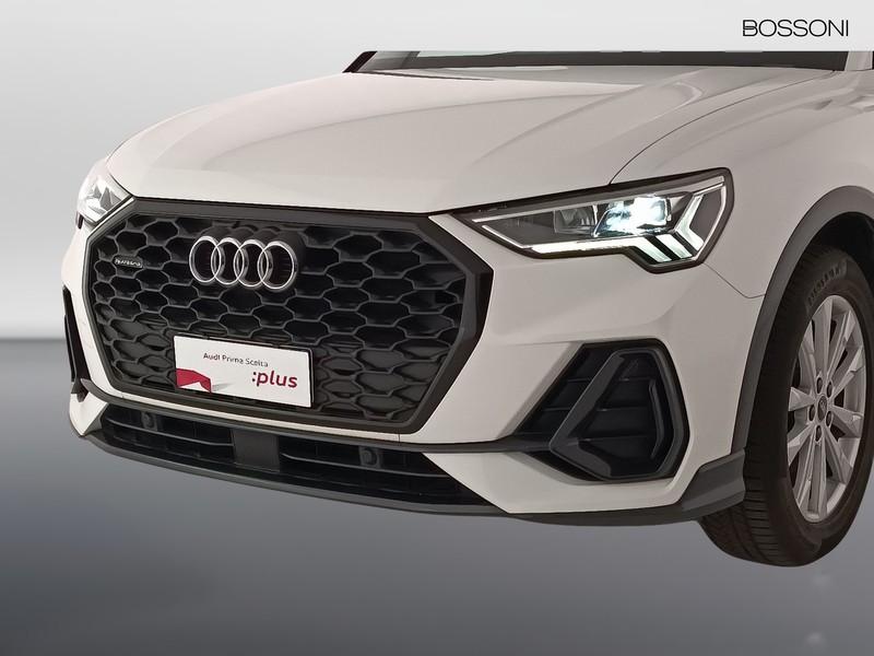 13 - Audi Q3 sportback 35 2.0 tdi business plus quattro s tronic