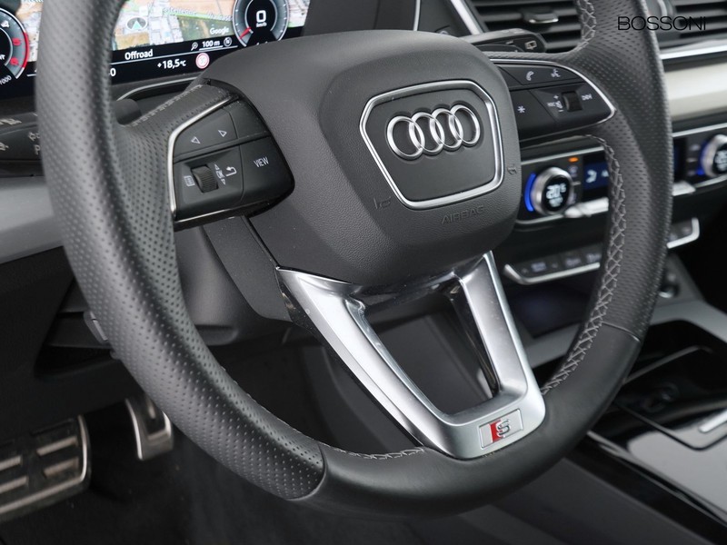 25 - Audi Q5 sportback 40 2.0 tdi mhev 12v s line quattro s tronic