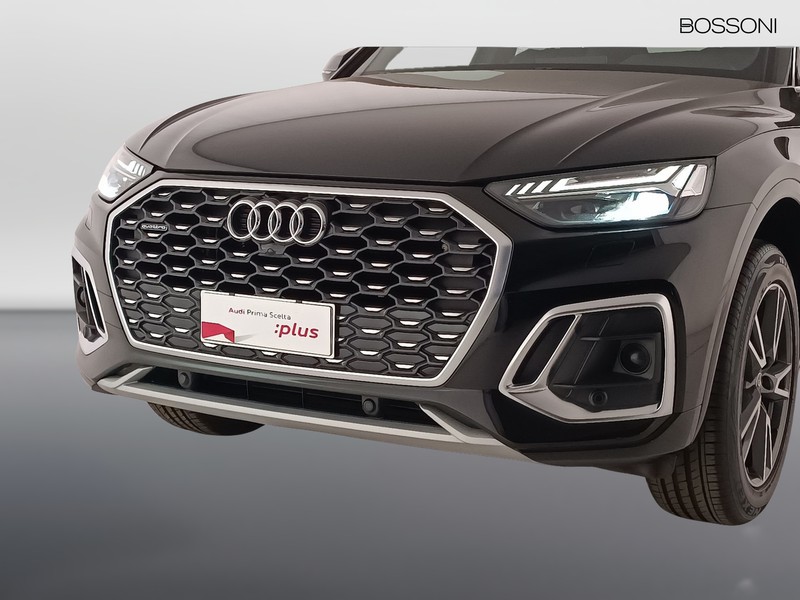 13 - Audi Q5 sportback 40 2.0 tdi mhev 12v s line quattro s tronic