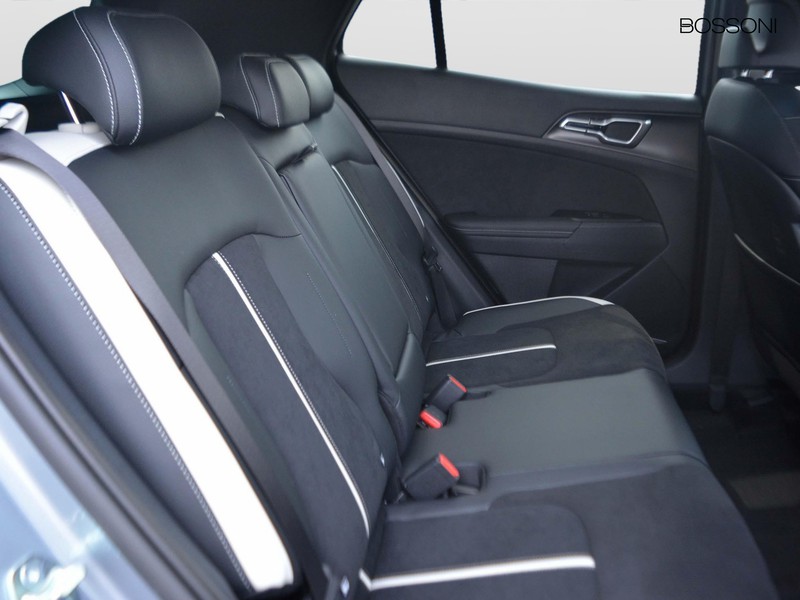 7 - Kia Sportage 1.6 crdi mhev gt-line sunroof pack dct7
