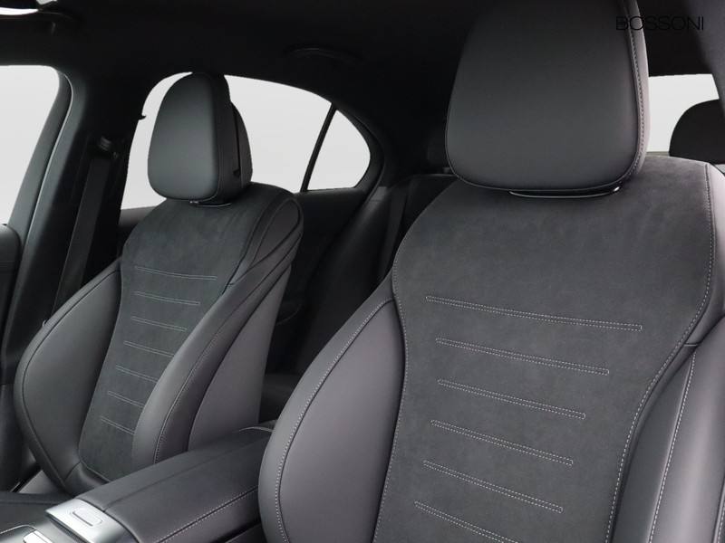 7 - Mercedes Classe C berlina 220 d mild hybrid 200cv amg line advanced 4matic 9g-tronic