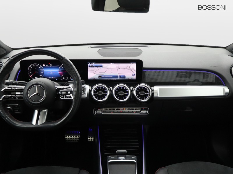 13 - Mercedes GLB 200 d amg line premium 4matic 8g-dct