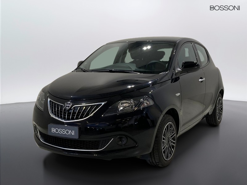 1 - Lancia Ypsilon 1.0 firefly hybrid 70cv silver s&s 5p.ti