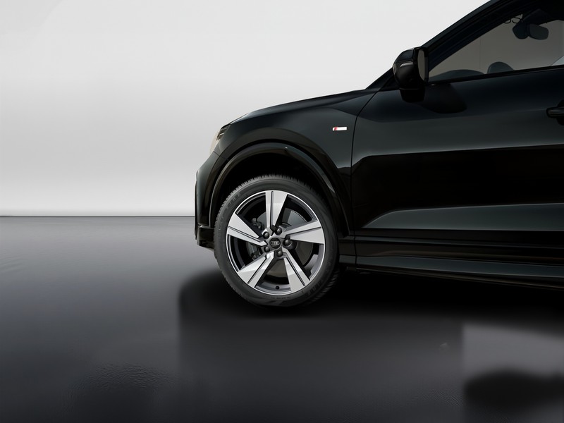 7 - Audi Q2 35 2.0 tdi s line edition s tronic