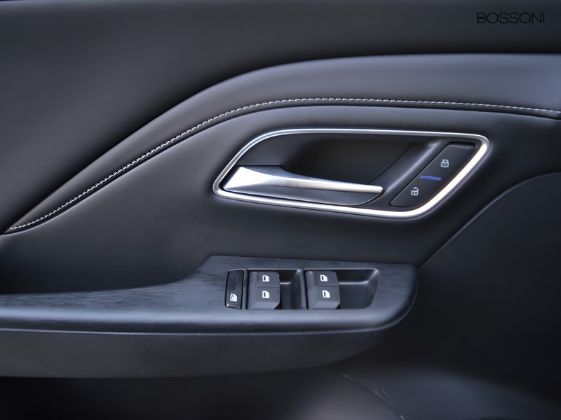 13 - Mg ZS 1.5 hybrid+ luxury auto