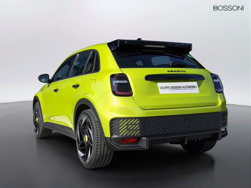7 - Abarth 600e 54kwh turismo