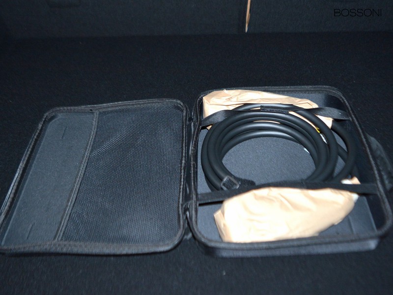 13 - Mg HS 1.5 phev luxury auto