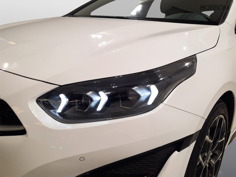 25 - Kia proceed pro1.5 t-gdi mhev 160cv gt line dct