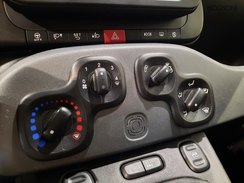 13 - Fiat Panda 0.9 twinair turbo 85cv wild 4x4 s&s