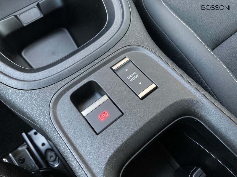 19 - Jeep Avenger 1.2 turbo e-hybrid mhev 110cv black edition fwd edct6