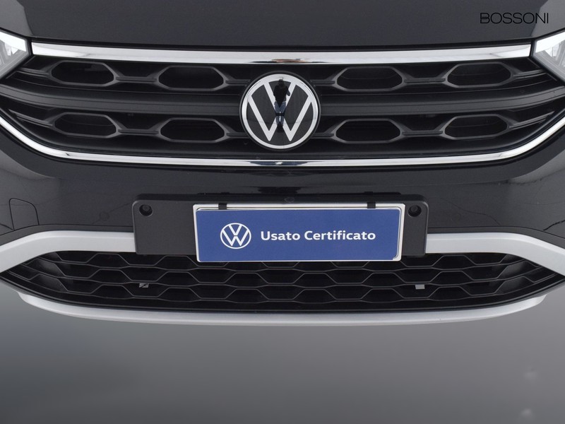 13 - Volkswagen T-Roc 2.0 tdi scr 115cv life