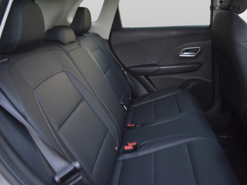 7 - Mg ZS 1.5 hybrid+ luxury auto
