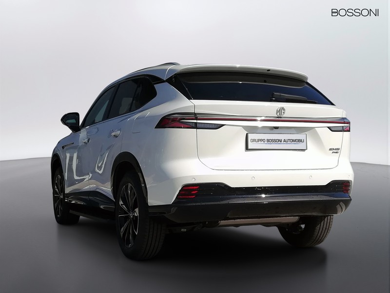 7 - Mg HS 1.5 phev luxury auto