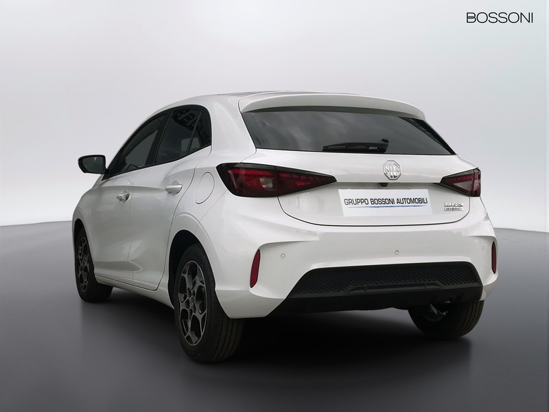 7 - Mg MG3 1.5 hybrid+ luxury