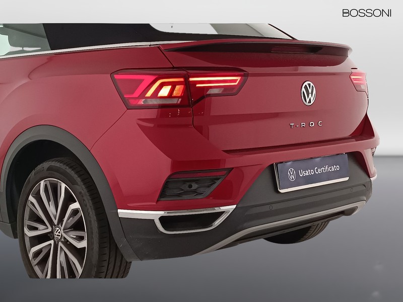 13 - Volkswagen T-Roc cabriolet 1.5 tsi act style dsg
