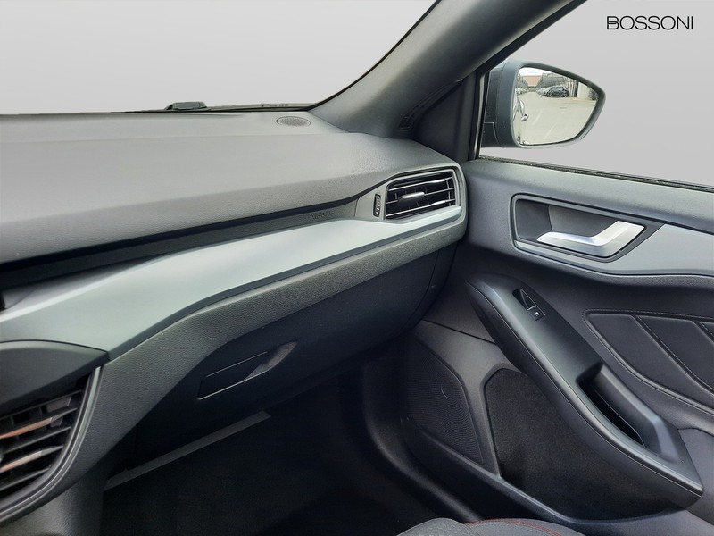 19 - Ford Focus 5 porte 1.0 ecoboost hybrid 125cv st-line style