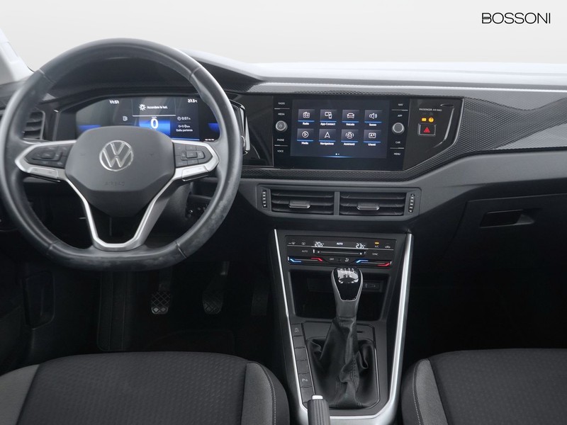 7 - Volkswagen Polo 1.0 80cv life
