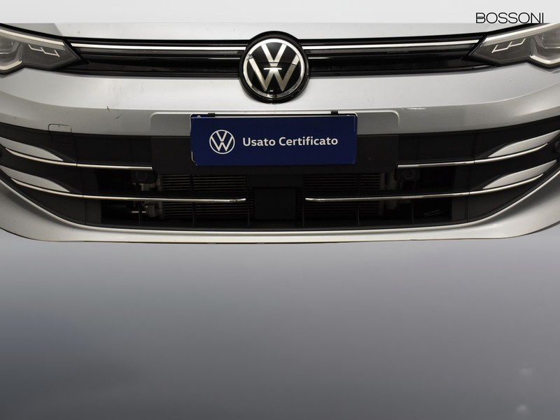 13 - Volkswagen Golf 2.0 tdi scr 150cv style dsg