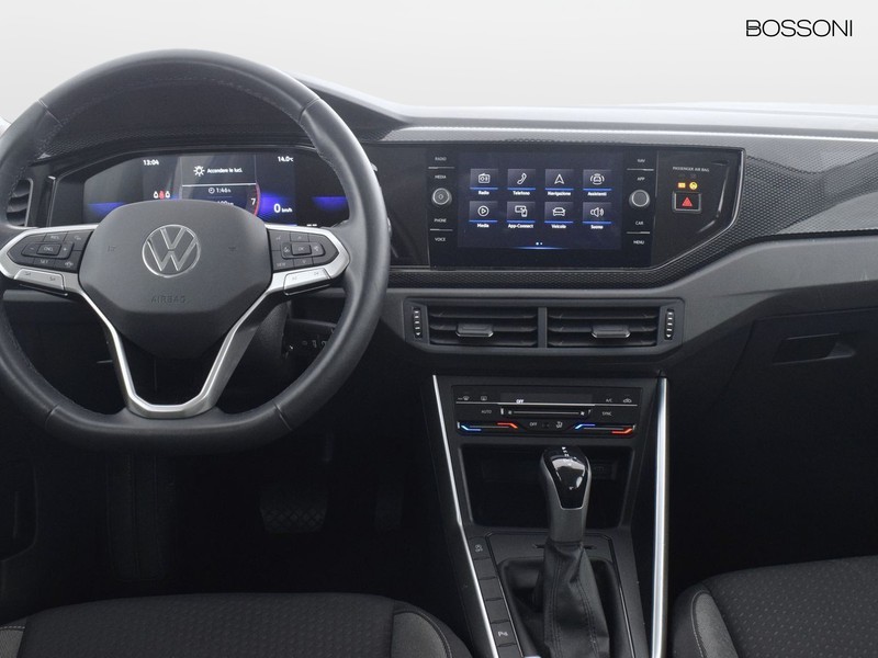 7 - Volkswagen Polo 1.0 tsi 95cv life dsg