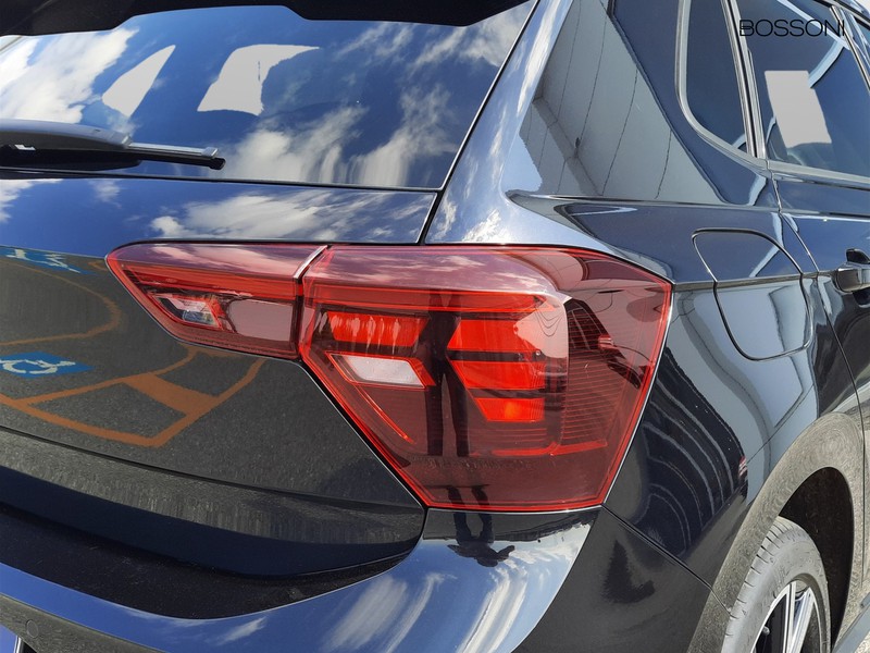 25 - Volkswagen Polo 1.0 tsi 95cv r line