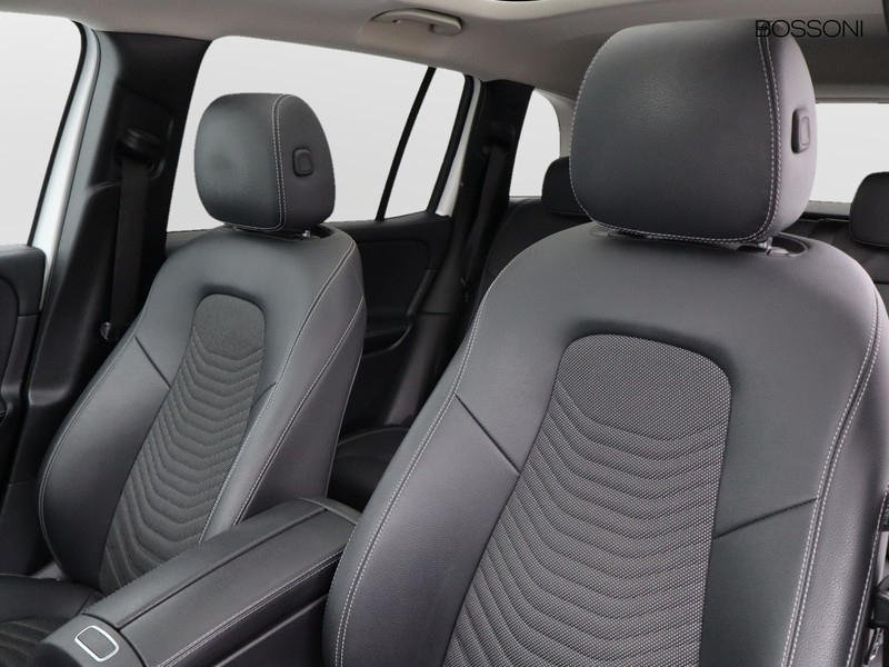 7 - Mercedes GLB 200 d progressive advanced plus 8g-dct