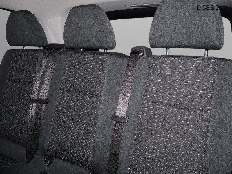 7 - Mercedes Vans Vito 114 cdi extralong tourer pro auto my20