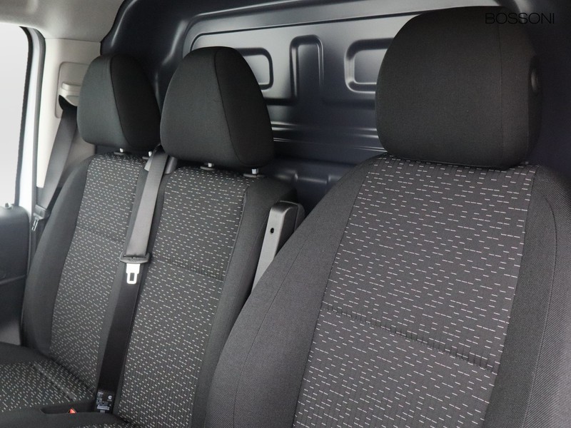 7 - Mercedes Vans Vito furgone 110 cdi long pro