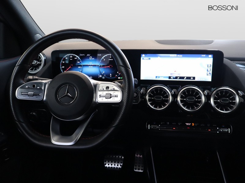 13 - Mercedes GLA 220 d premium 8g-dct